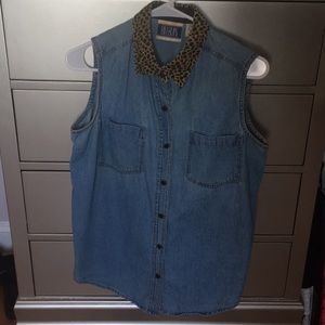 Sleeveless Denim Button Up Shirt w/ Cheetah Collar
